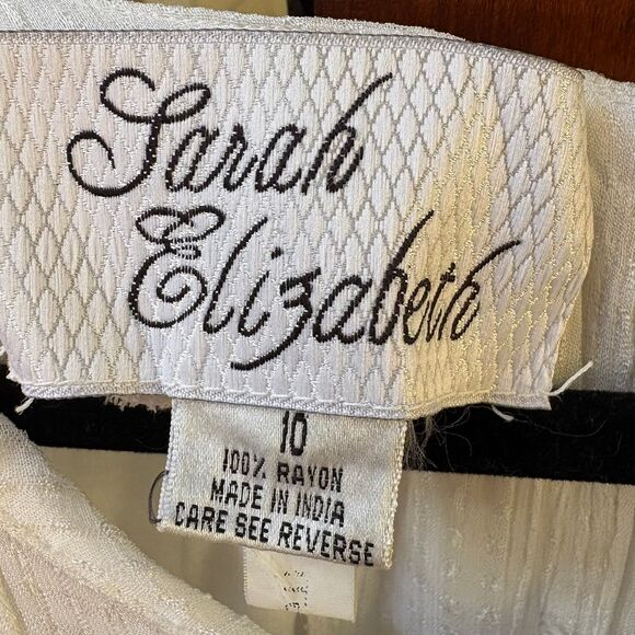 80s Vintage Sarah Elizabeth White Embroidered Floral Prairie Dress size 10 - Picture 12 of 12